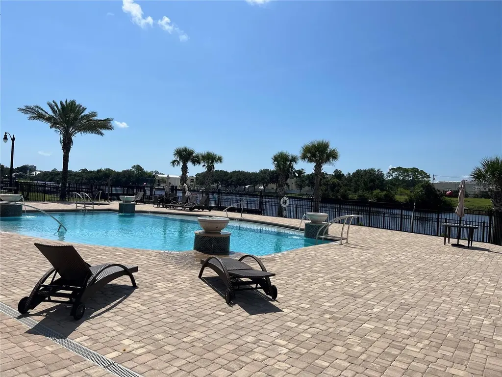 15 Del Palma Drive Palm Coast FL 32137