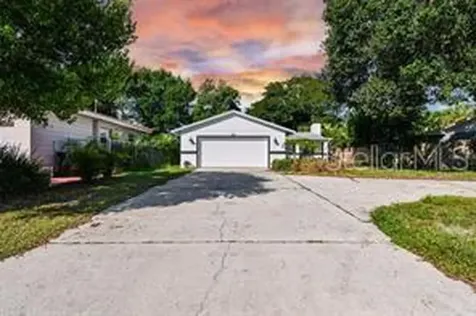 669 63rd Street S St Petersburg FL 33707