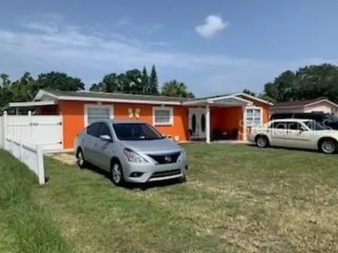 5106 Town N Country Boulevard Tampa FL 33615