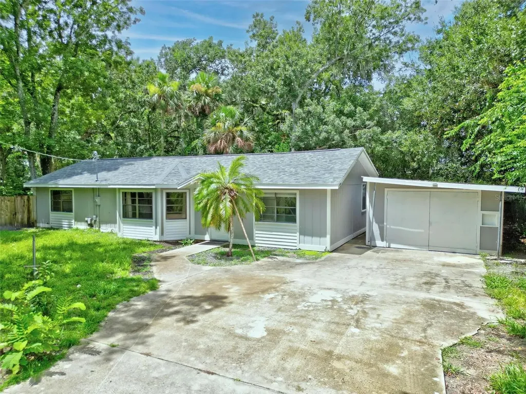 14 Wildwood Drive Palm Coast FL 32137