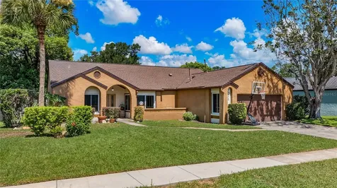570 Lakeshore Circle Lake Mary FL 32746
