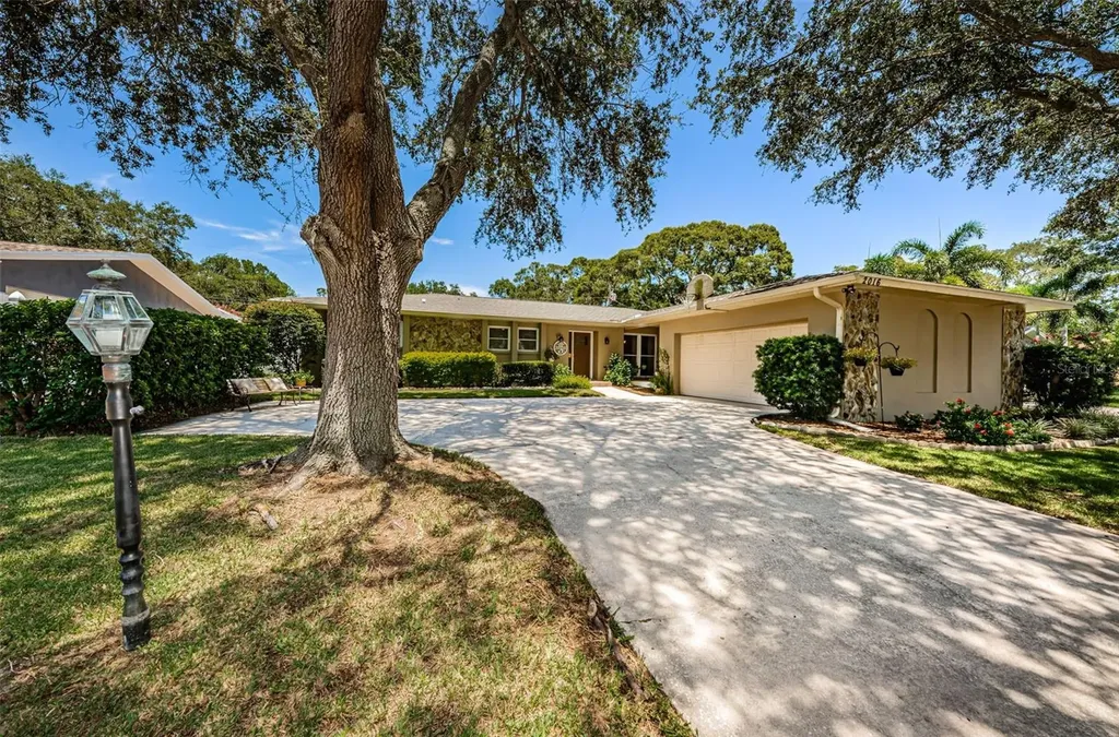 2016 Lees Court Clearwater FL 33764