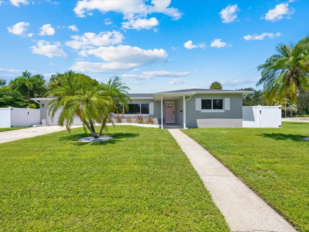 3998 11th Street NE St Petersburg FL 33703