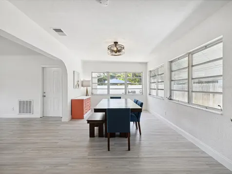 3998 11th Street NE St Petersburg FL 33703