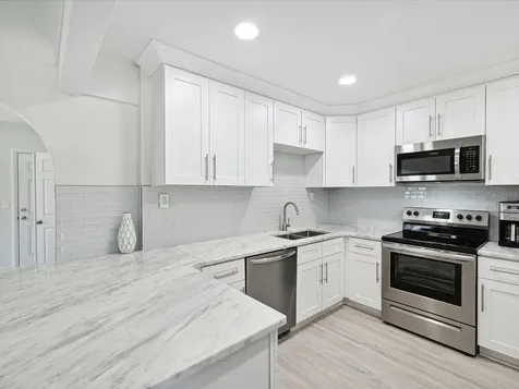 3998 11th Street NE St Petersburg FL 33703