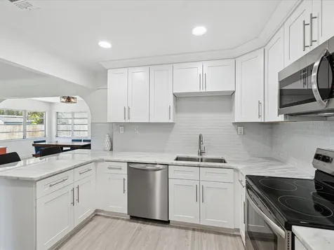 3998 11th Street NE St Petersburg FL 33703