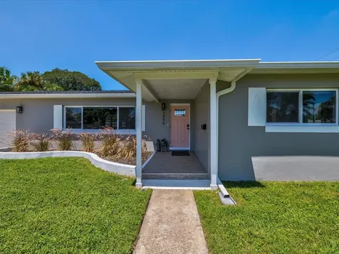 3998 11th Street NE St Petersburg FL 33703