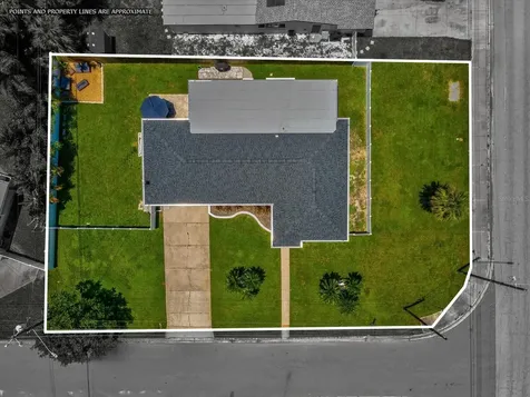 3998 11th Street NE St Petersburg FL 33703