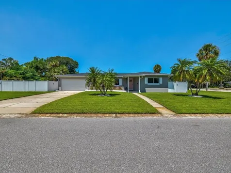3998 11th Street NE St Petersburg FL 33703