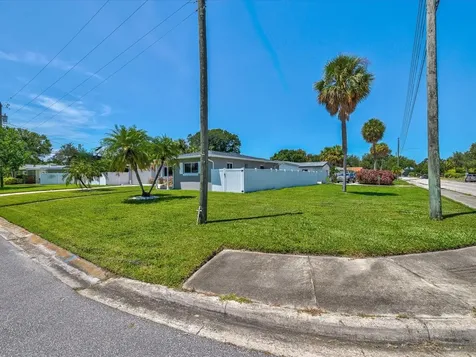 3998 11th Street NE St Petersburg FL 33703