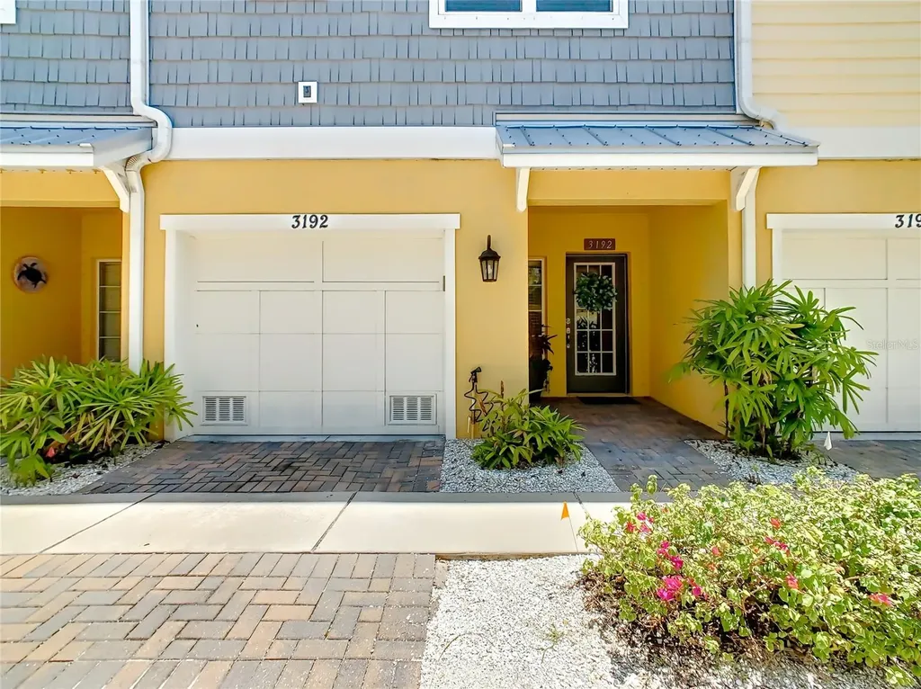 3192 Moorings Drive S St Petersburg FL 33712