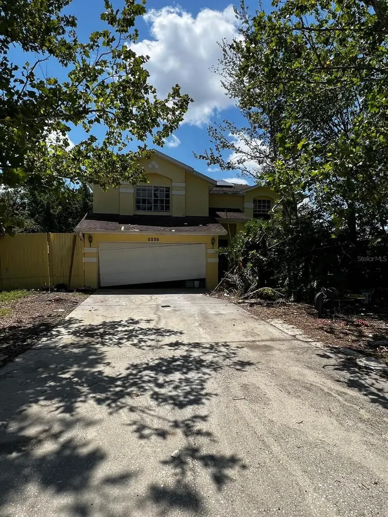 2326 Merrimack Drive Kissimmee FL 34743