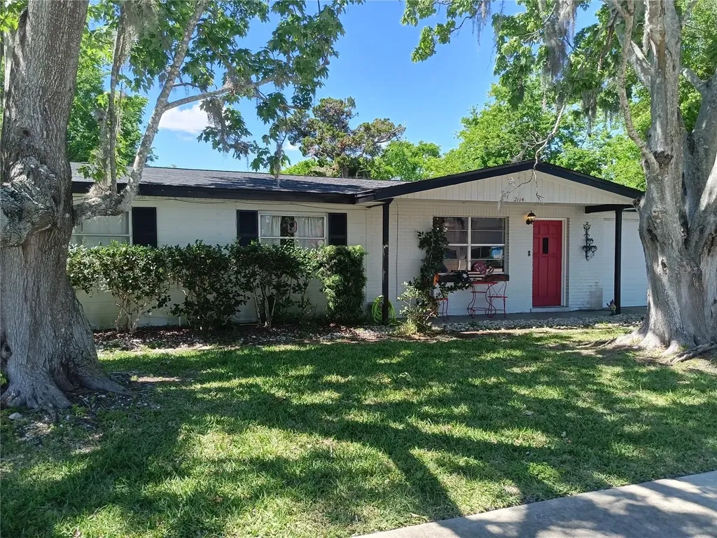 2114 Brian Avenue South Daytona FL 32119