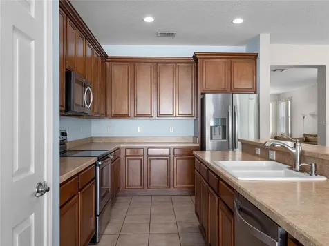514 First Cape Coral Drive Winter Garden FL 34787
