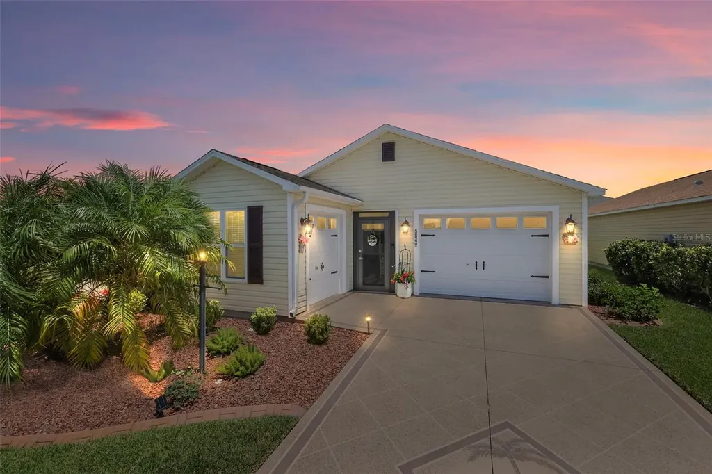 5849 Howell Terrace The Villages FL 32163