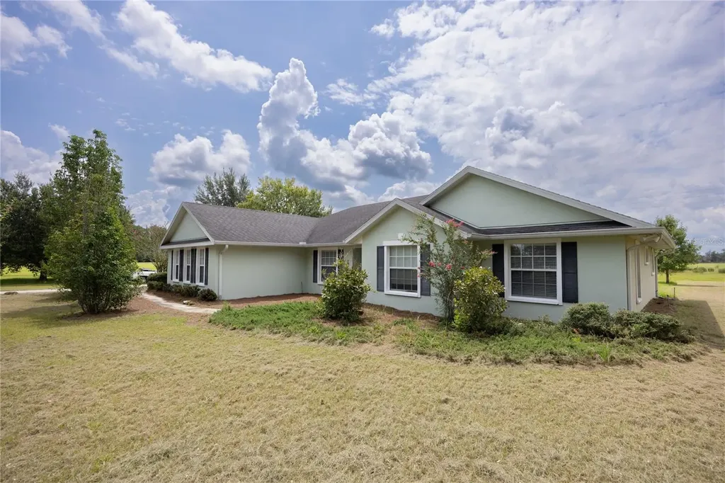 22049 NW 169th Avenue High Springs FL 32643