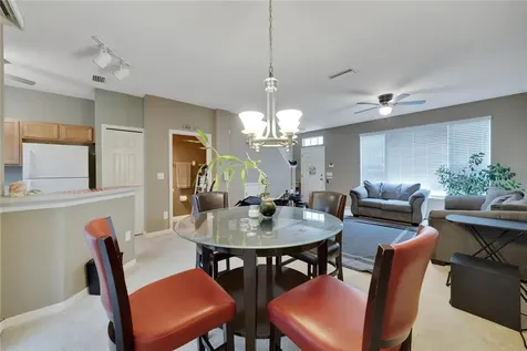 10910 Black Swan Court Seffner FL 33584