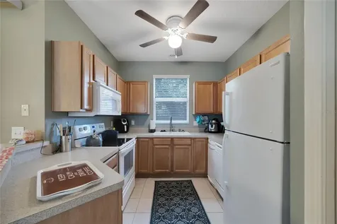 10910 Black Swan Court Seffner FL 33584