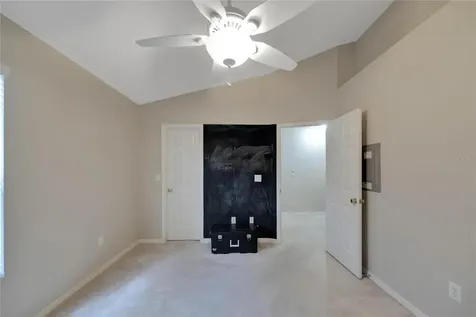 10910 Black Swan Court Seffner FL 33584