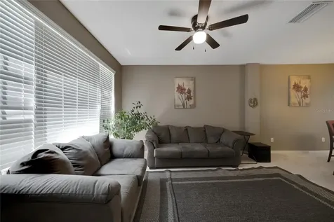 10910 Black Swan Court Seffner FL 33584