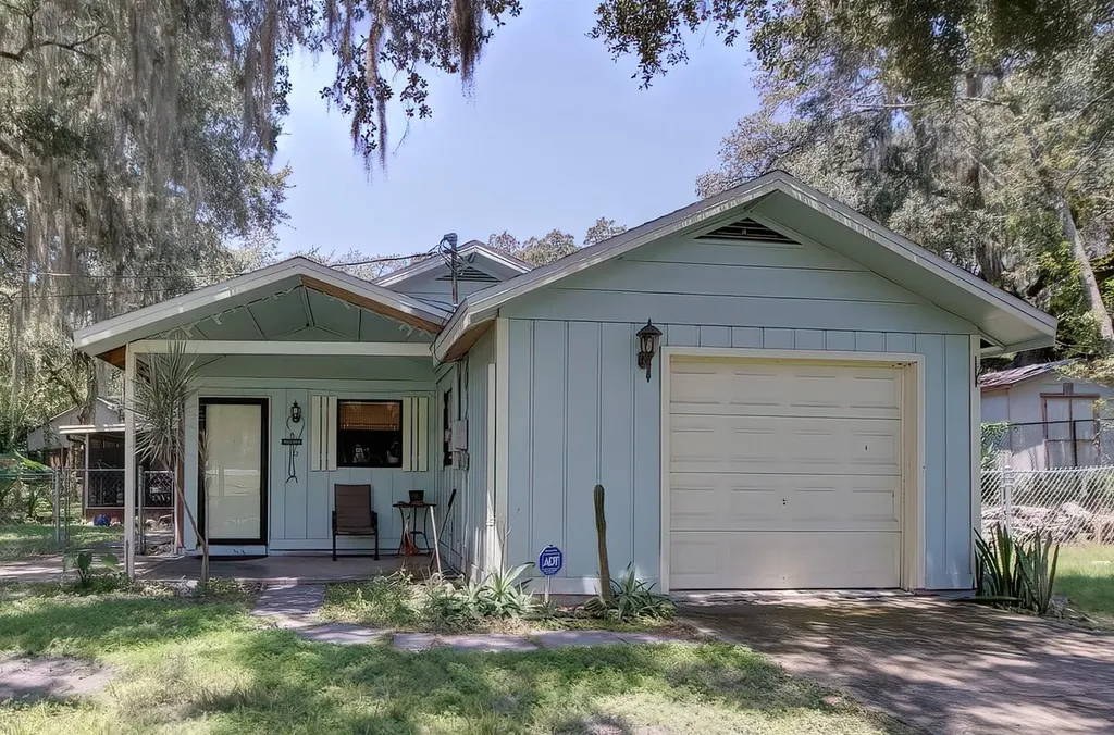 12413 Hicks Road Hudson FL 34669