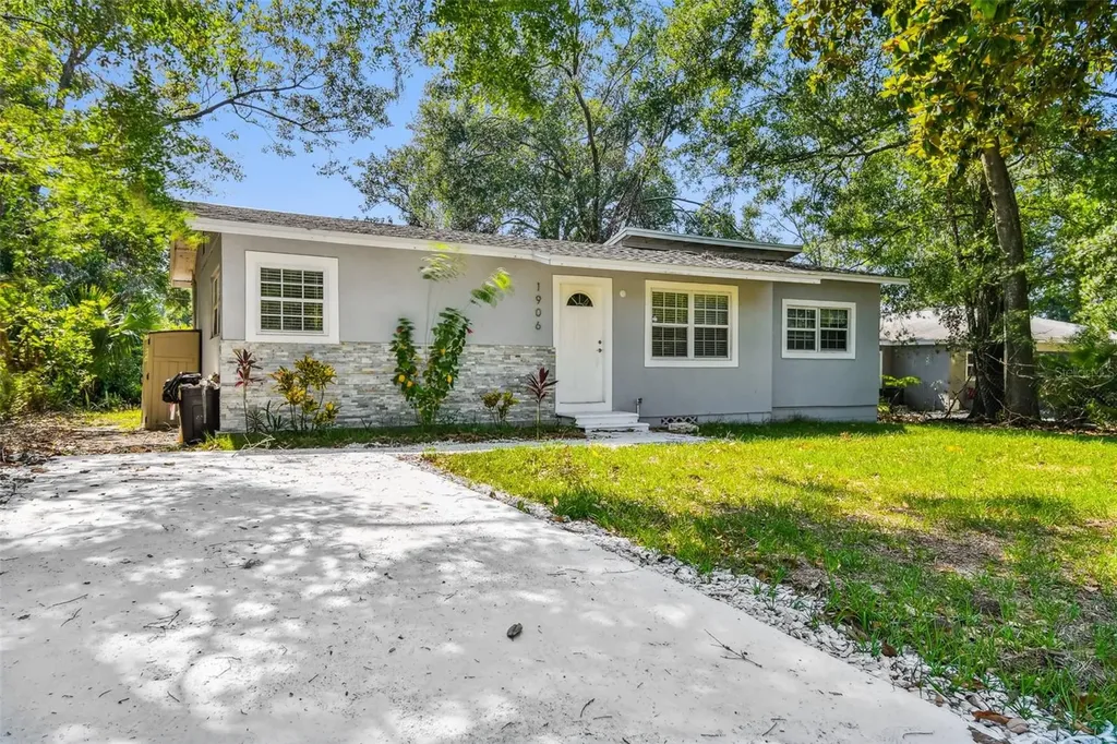 1906 William Clark Avenue Sanford FL 32771