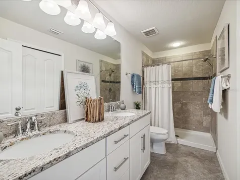 5167 Bay Isle Circle Clearwater FL 33760