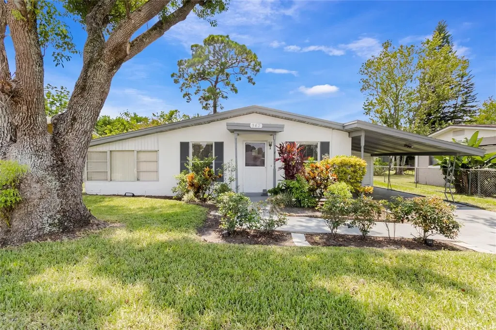 342 Greens End Street Orlando FL 32810