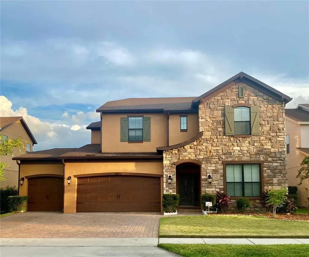1073 Fountain Coin Loop Orlando FL 32828
