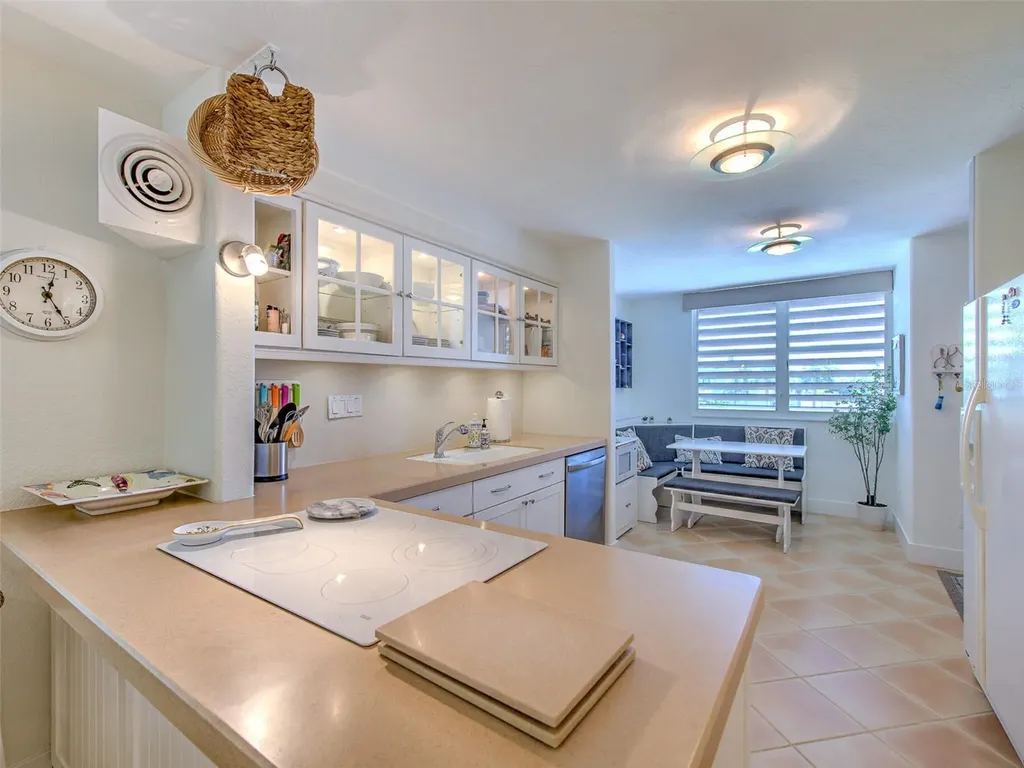 720 Bayport Way Longboat Key FL 34228