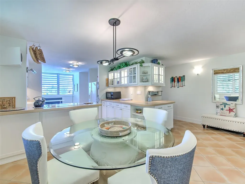 720 Bayport Way Longboat Key FL 34228