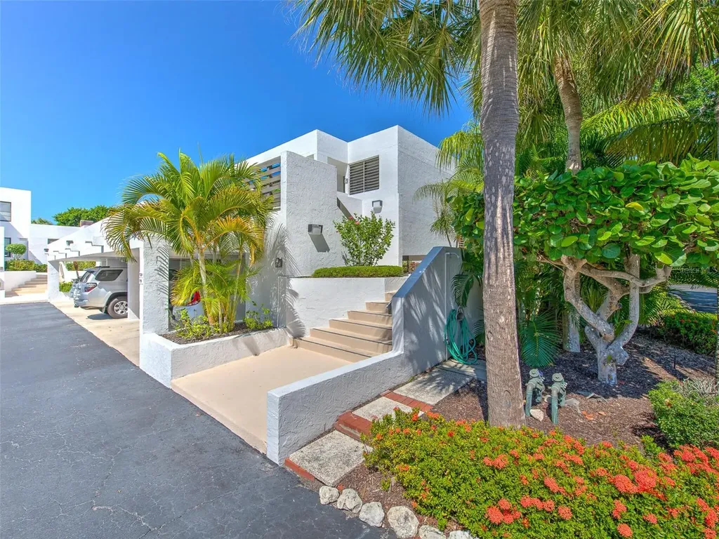 720 Bayport Way Longboat Key FL 34228