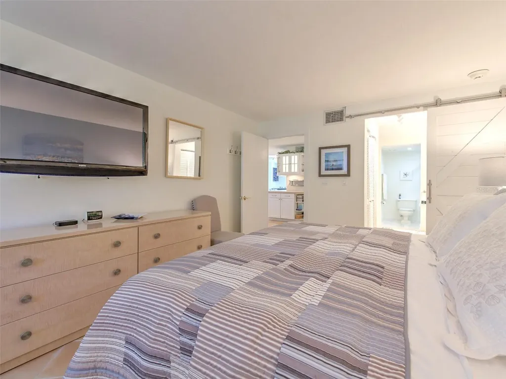 720 Bayport Way Longboat Key FL 34228