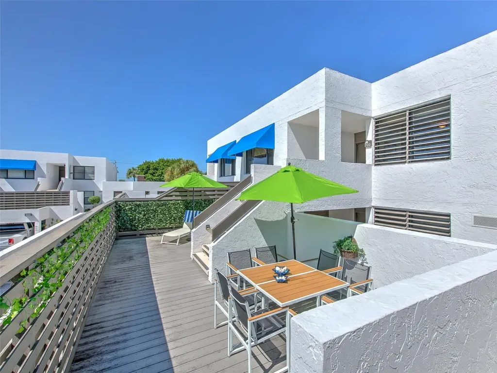 720 Bayport Way Longboat Key FL 34228