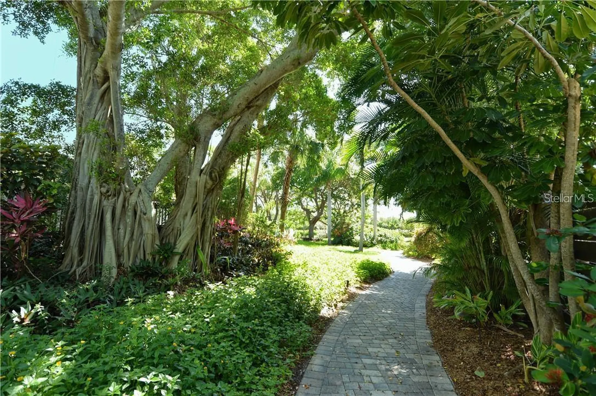 720 Bayport Way Longboat Key FL 34228