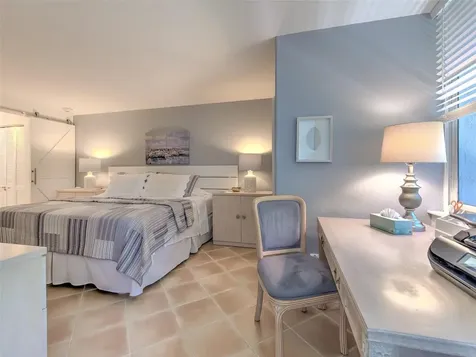 720 Bayport Way Longboat Key FL 34228