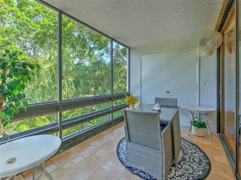 720 Bayport Way Longboat Key FL 34228