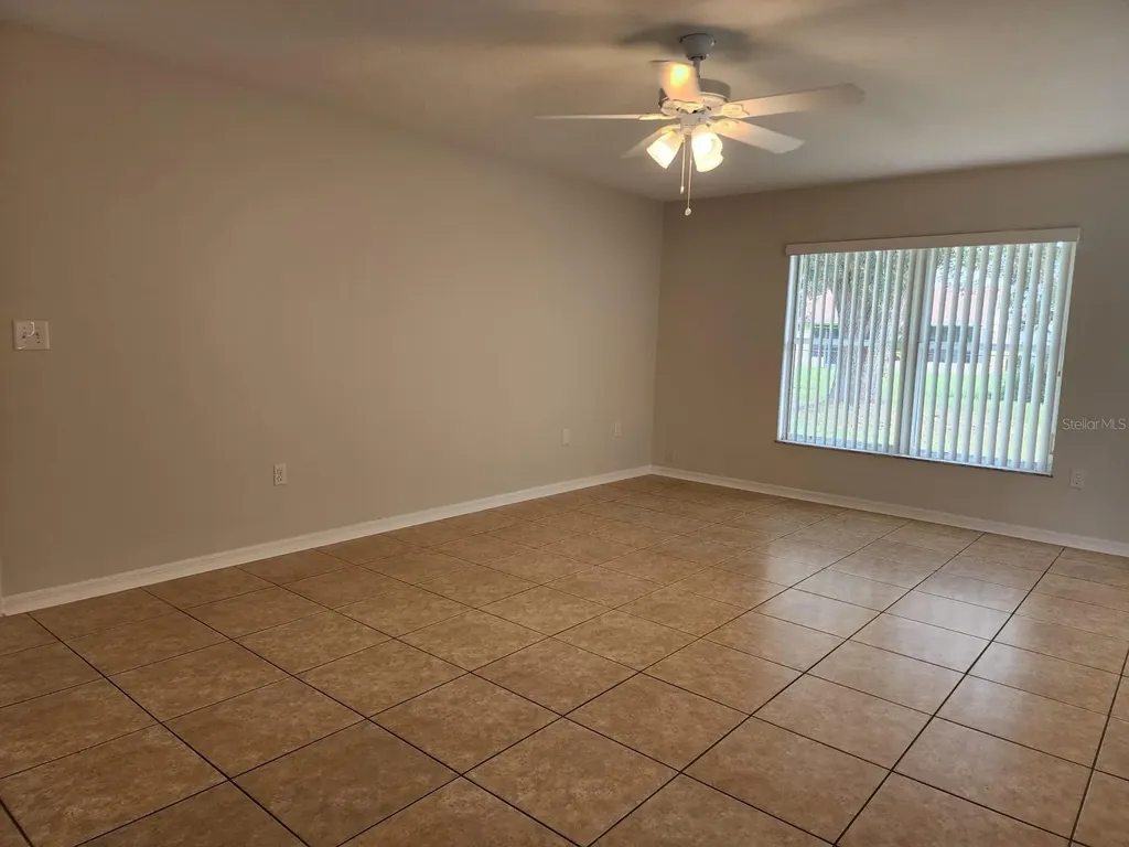 609 Estrada Lane Kissimmee FL 34758