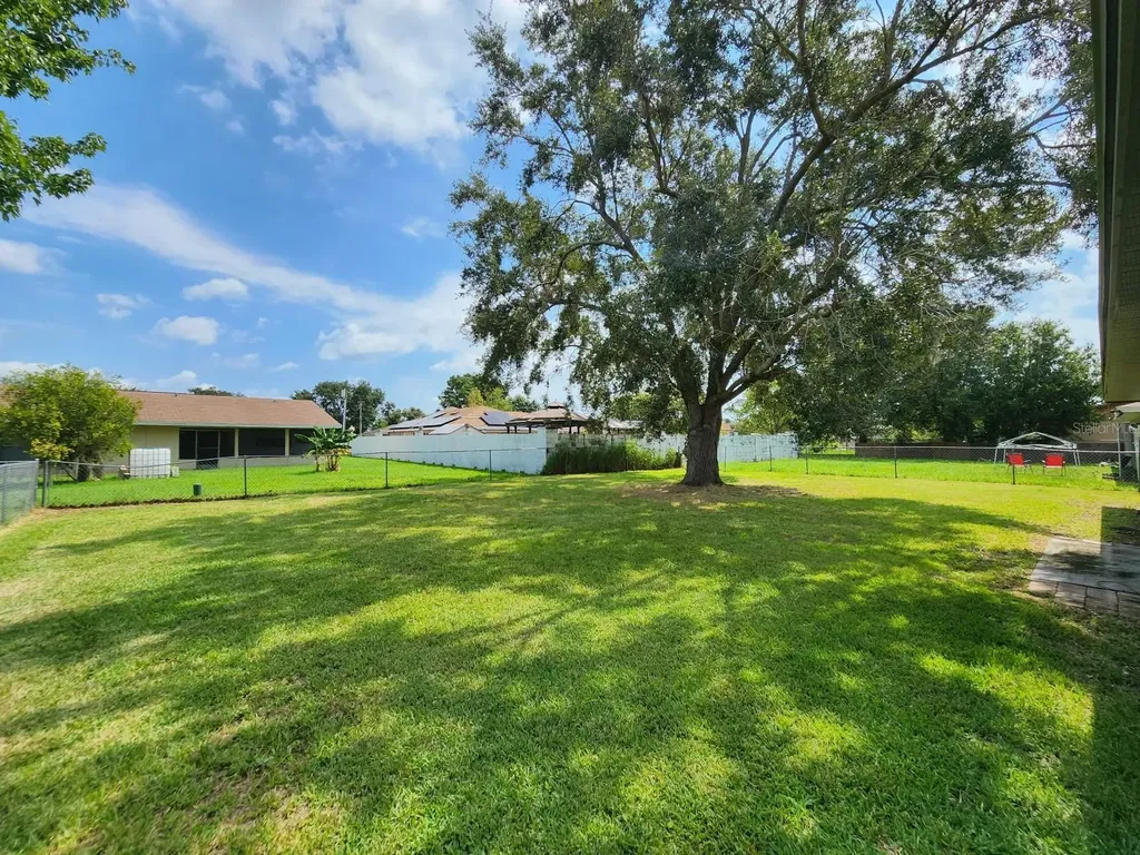 609 Estrada Lane Kissimmee FL 34758