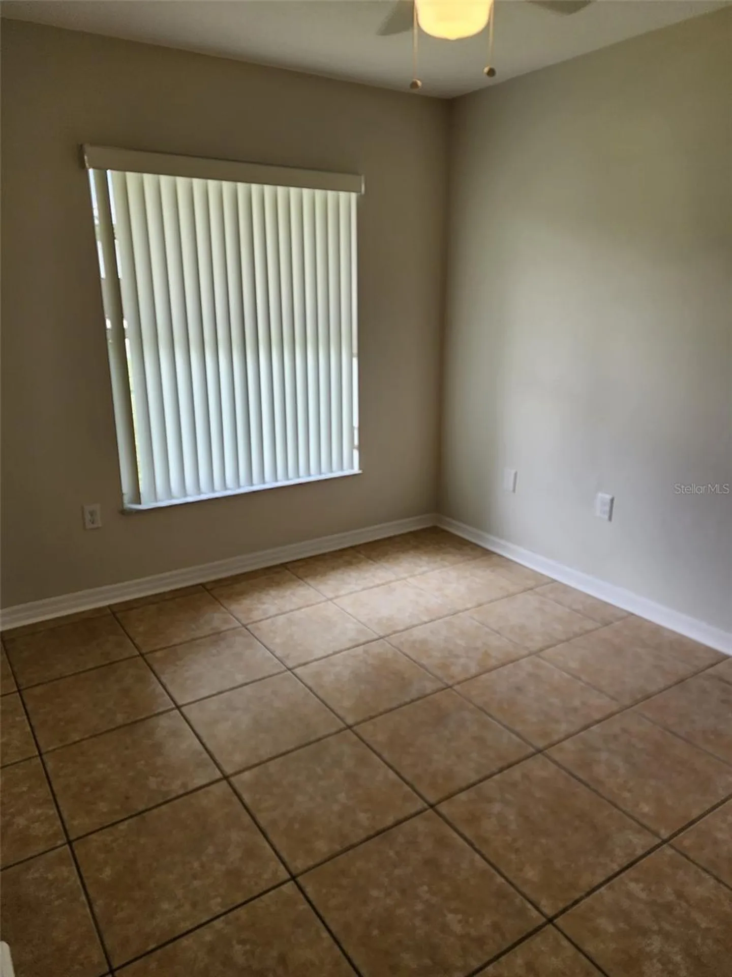 609 Estrada Lane Kissimmee FL 34758