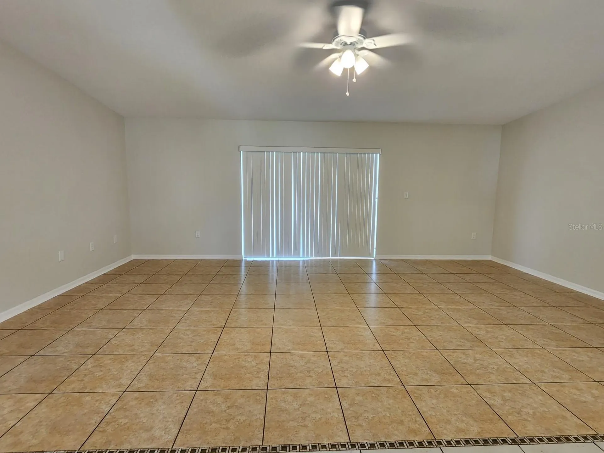 609 Estrada Lane Kissimmee FL 34758