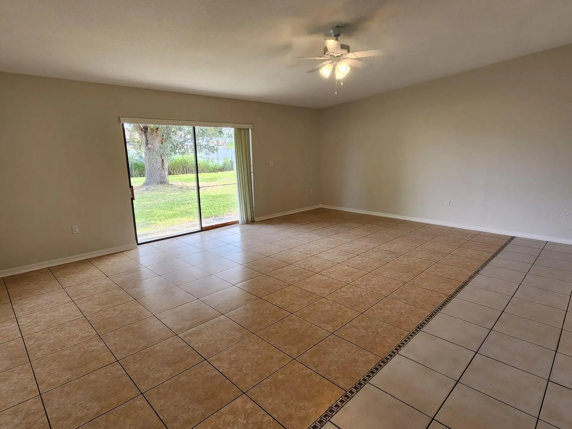 609 Estrada Lane Kissimmee FL 34758