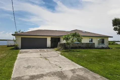 3316 Peace River Drive Punta Gorda FL 33983