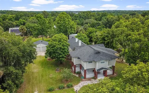2711 W Highland Avenue Apopka FL 32712