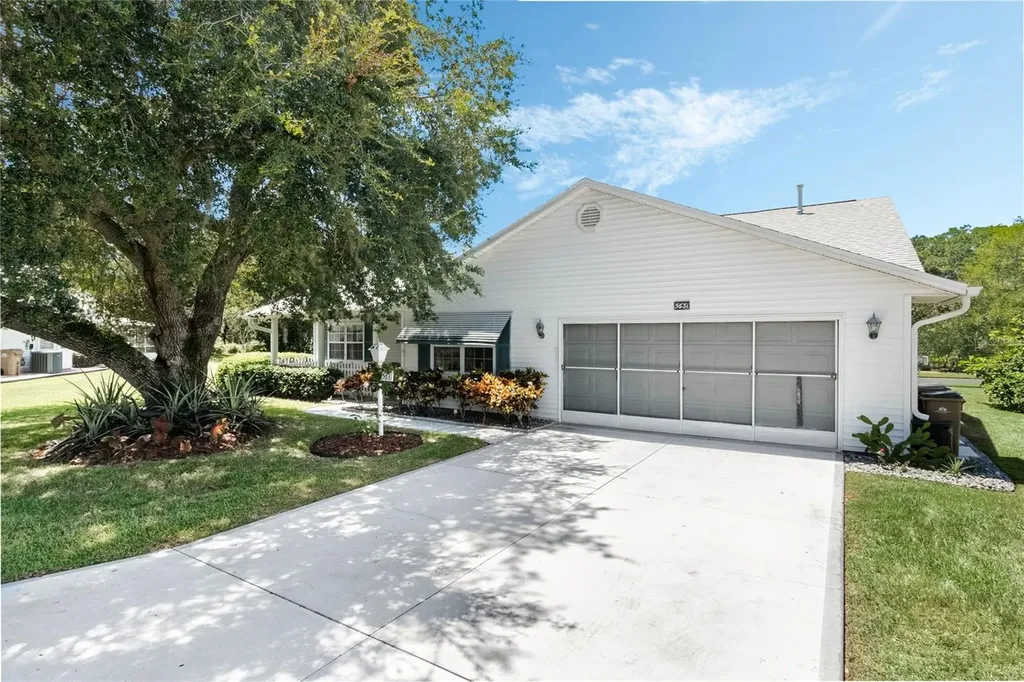 5631 Let Court Leesburg FL 34748