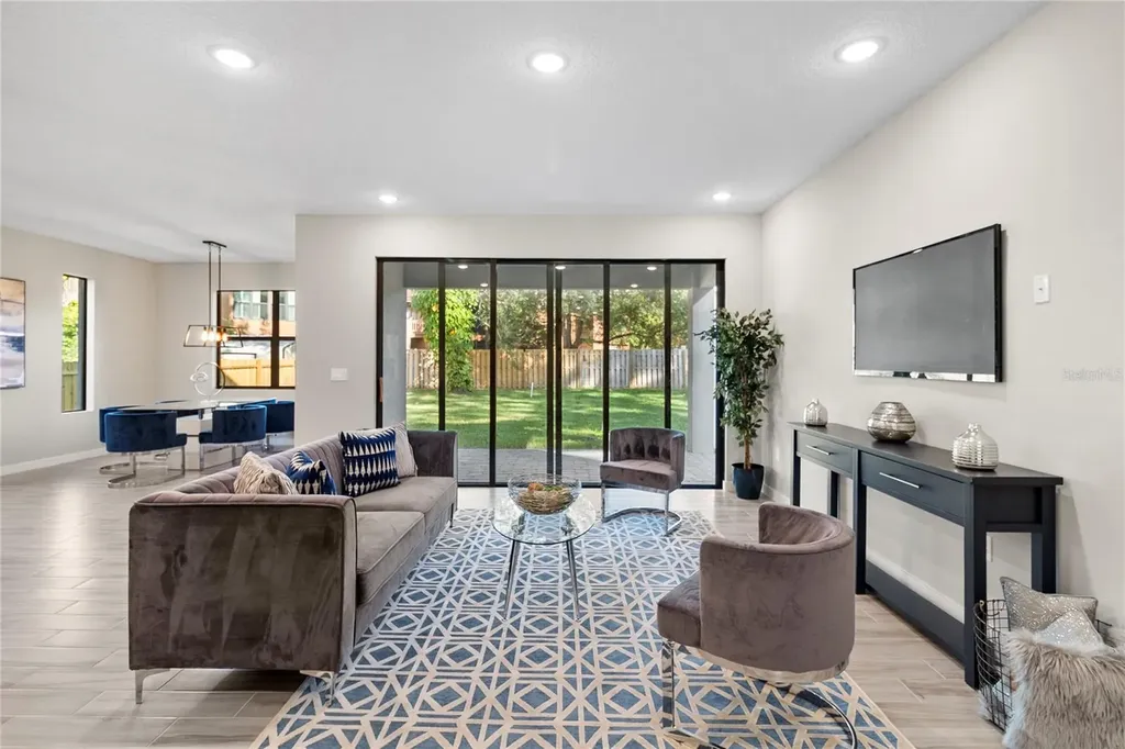 2719 Keystone Drive Orlando FL 32806