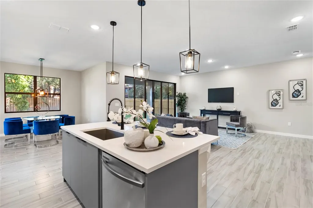 2719 Keystone Drive Orlando FL 32806