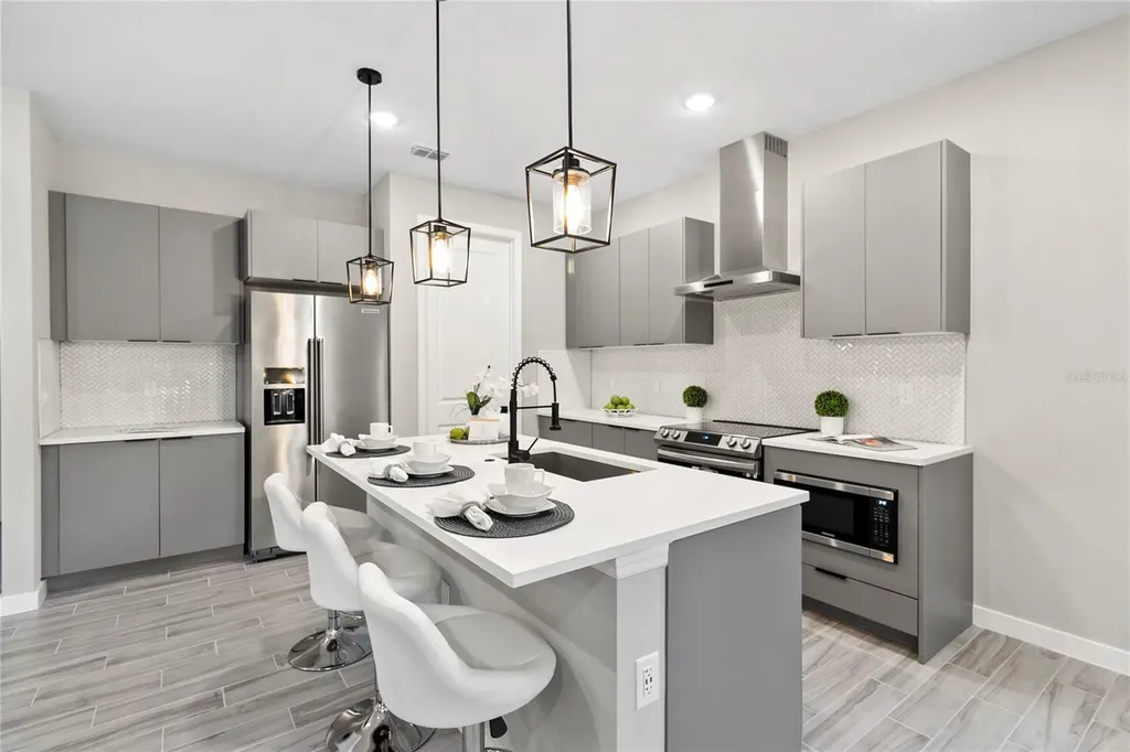 2719 Keystone Drive Orlando FL 32806