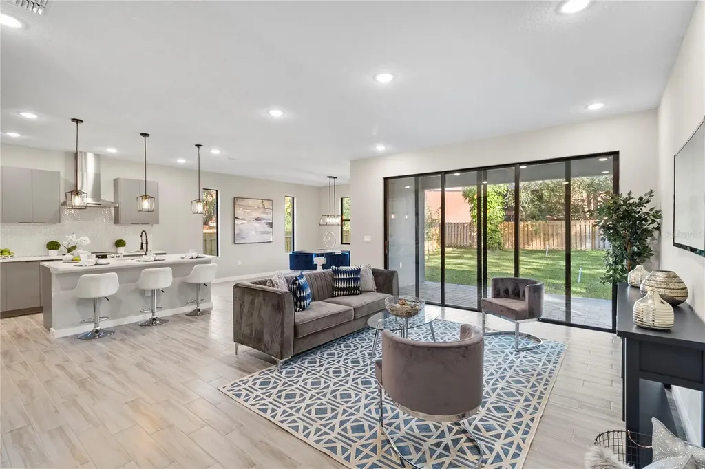 2719 Keystone Drive Orlando FL 32806