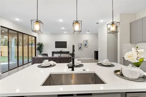 2719 Keystone Drive Orlando FL 32806